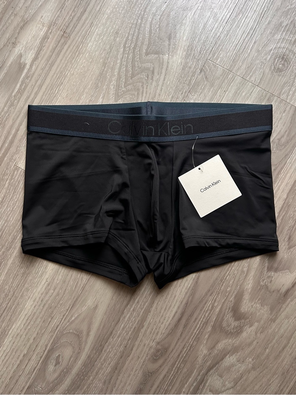 Calvin Klein | Tonal Logo Low Rise Trunks in Black (Medium)
